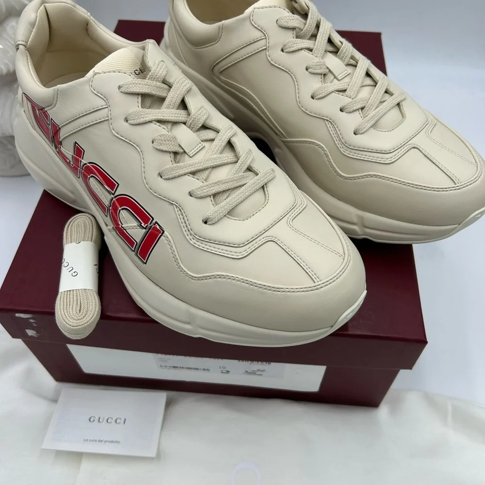 Gucci Beige Sneakers with Red Accents size 10 made in Italy